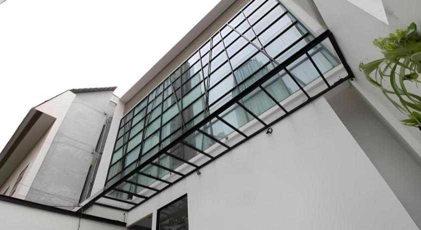 Hotel Casa Living Setiabudi Jakarta